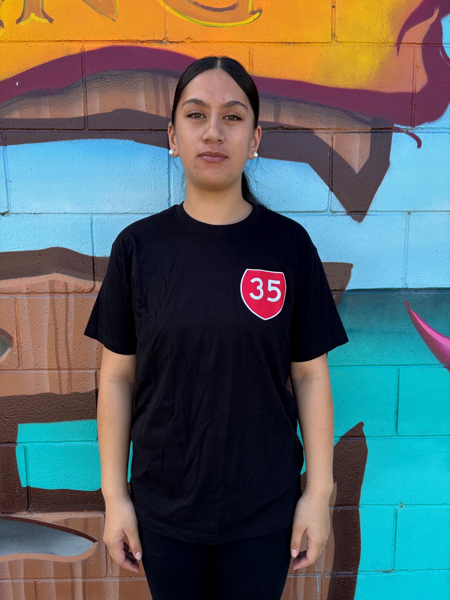 35 T-SHIRT BLACK TOLAGA BAY