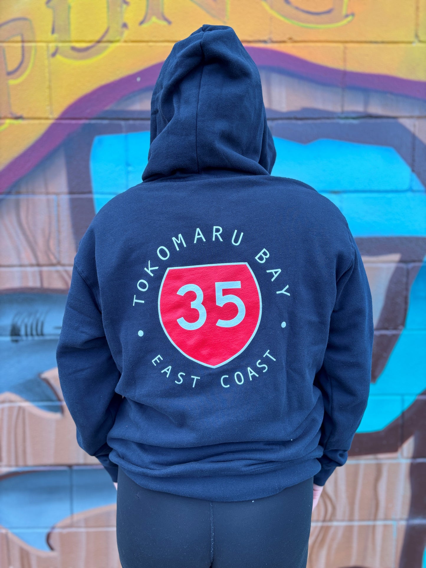 35 HOODIE NAVY TOKOMARU BAY